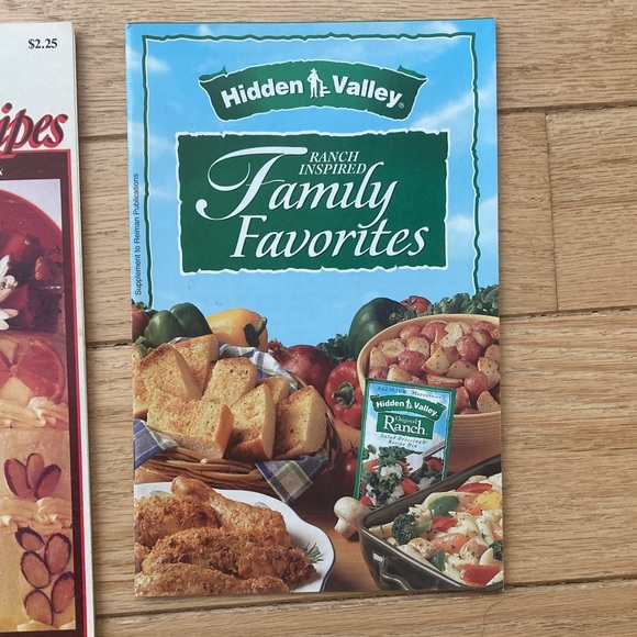 Assorted Recipe Book Collection - Picture 4 of 7